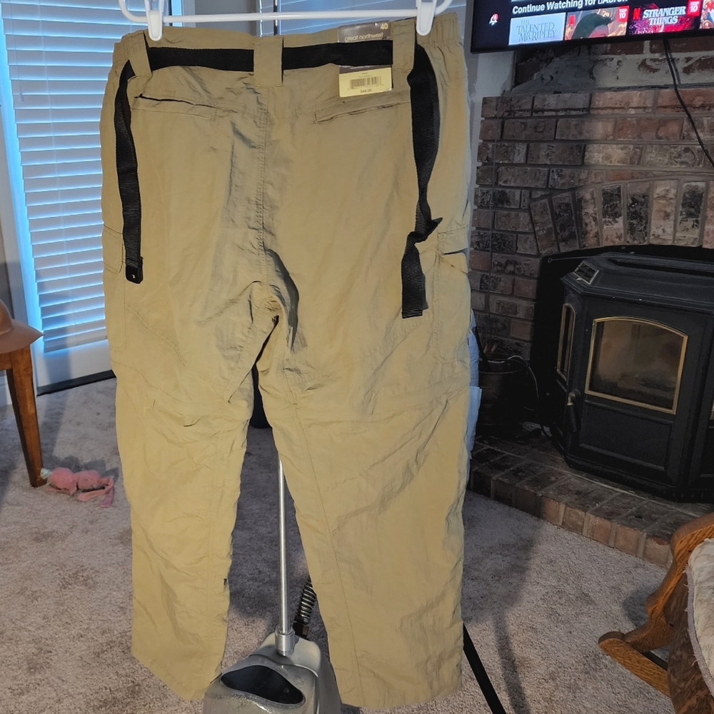 New Great Northwest Clothing Company Men's Khaki Cargo Convertible Pants Size 40